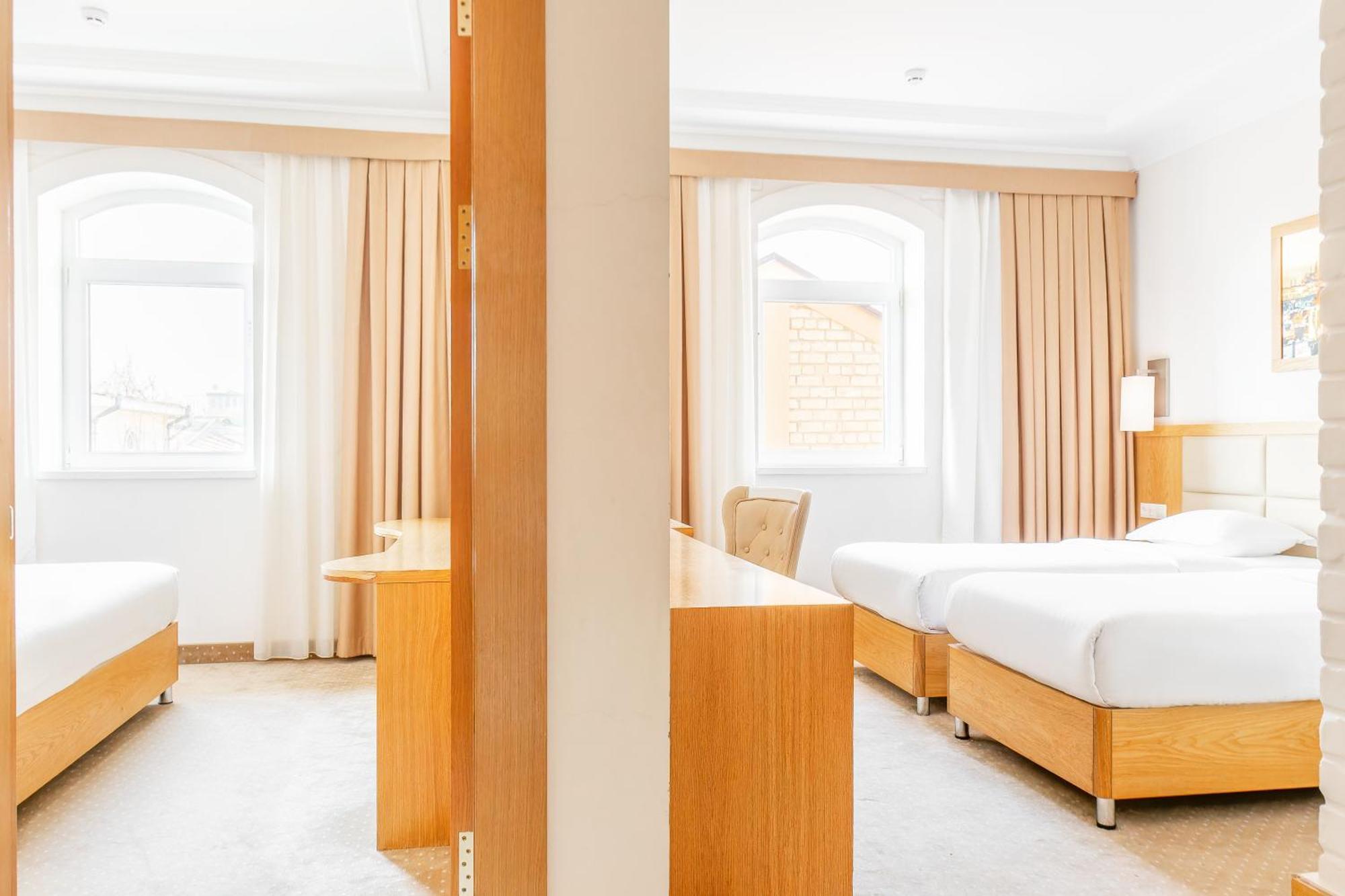 Praga Hotel Tashkent Ngoại thất bức ảnh