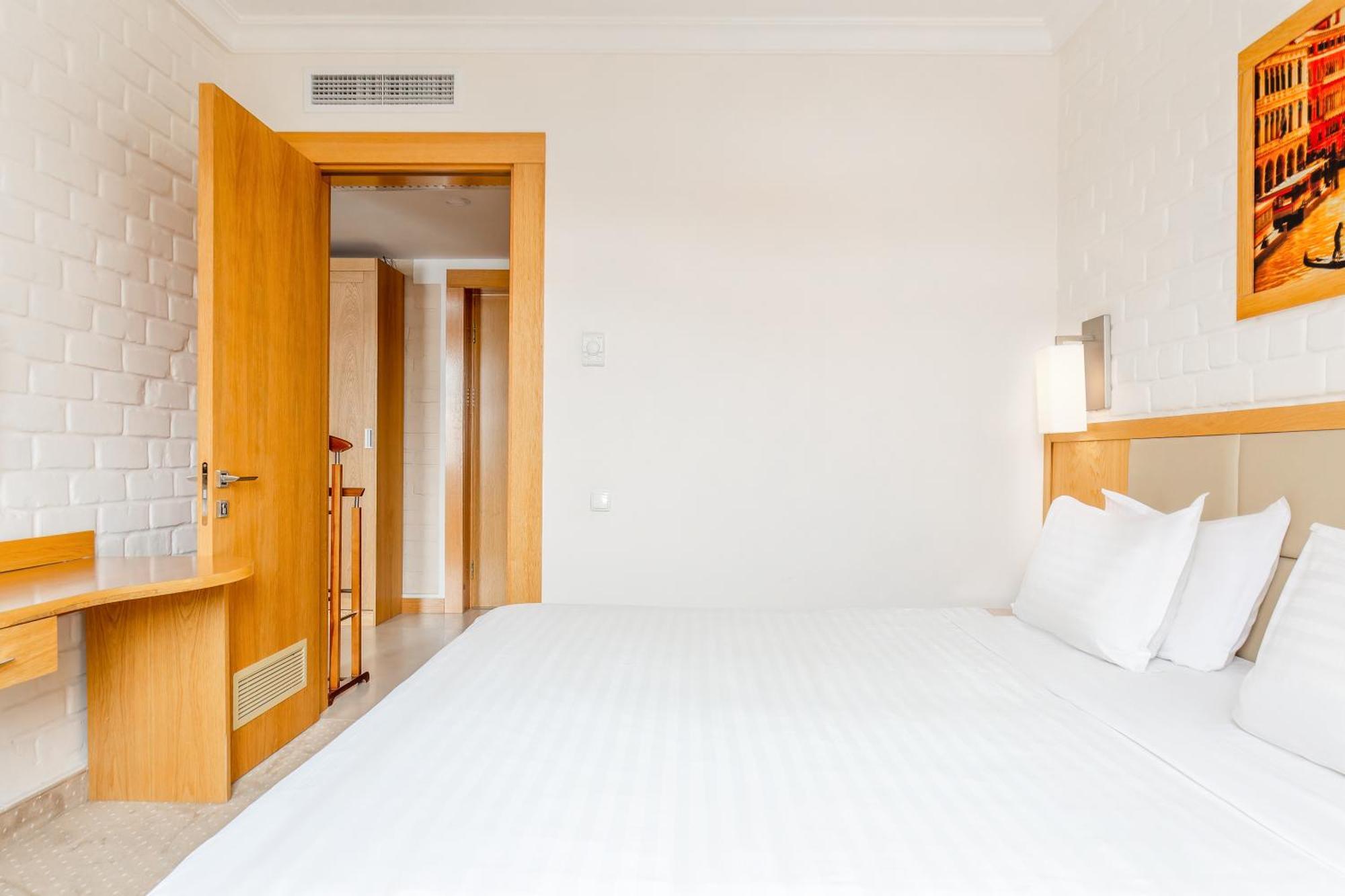 Praga Hotel Tashkent Ngoại thất bức ảnh