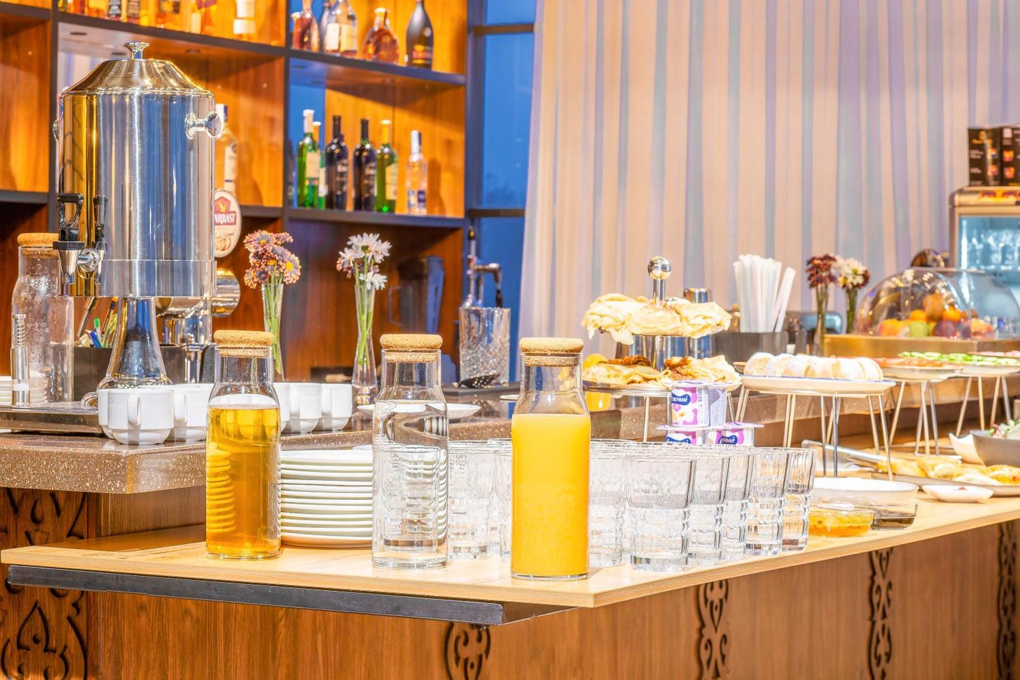 Praga Hotel Tashkent Ngoại thất bức ảnh